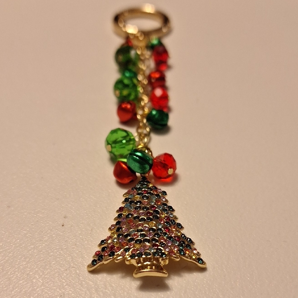 Festive Christmas Tree Keychain with Red and Green Beads - Picture 2 of 4